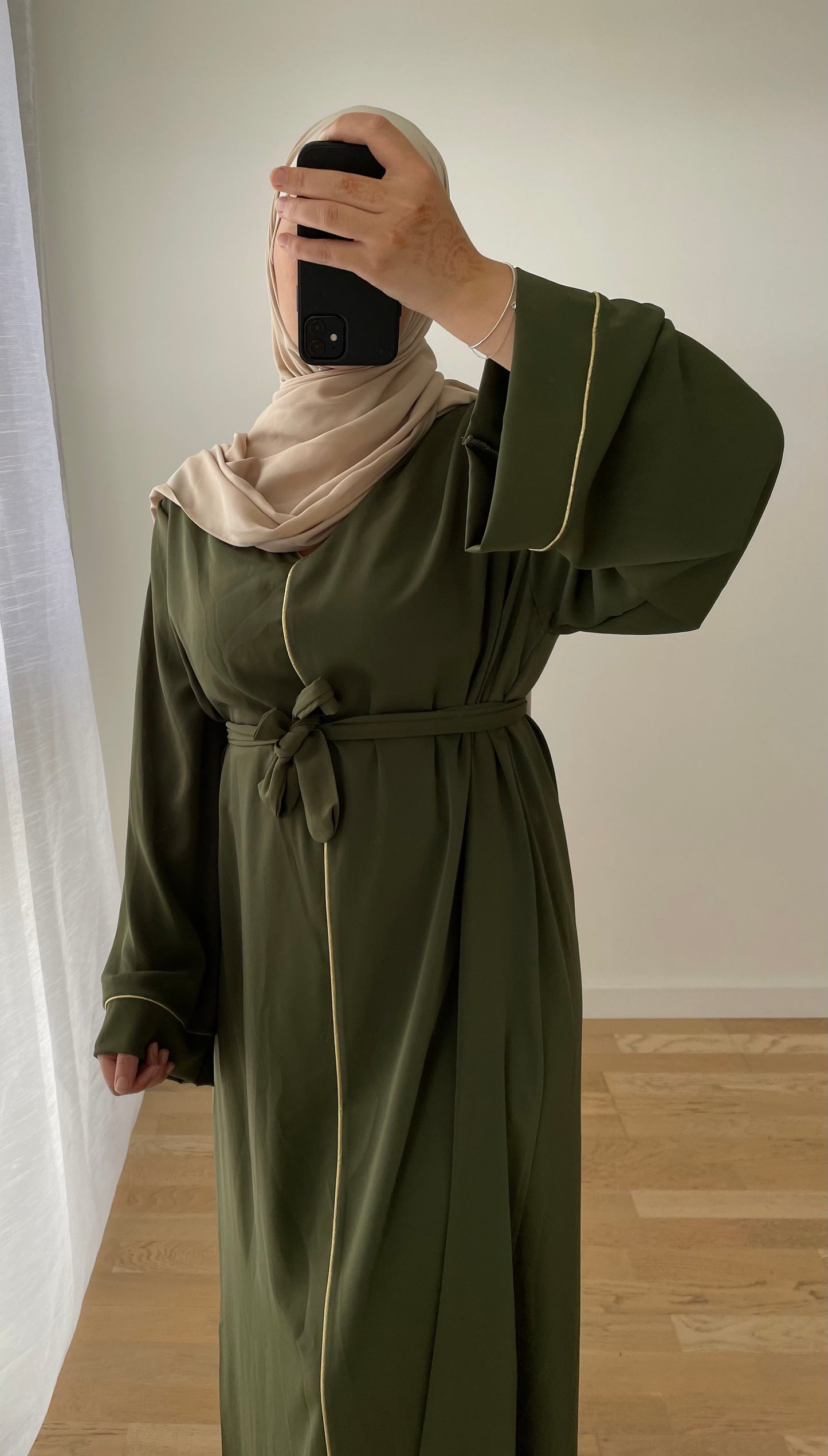 Abaya Yassmine