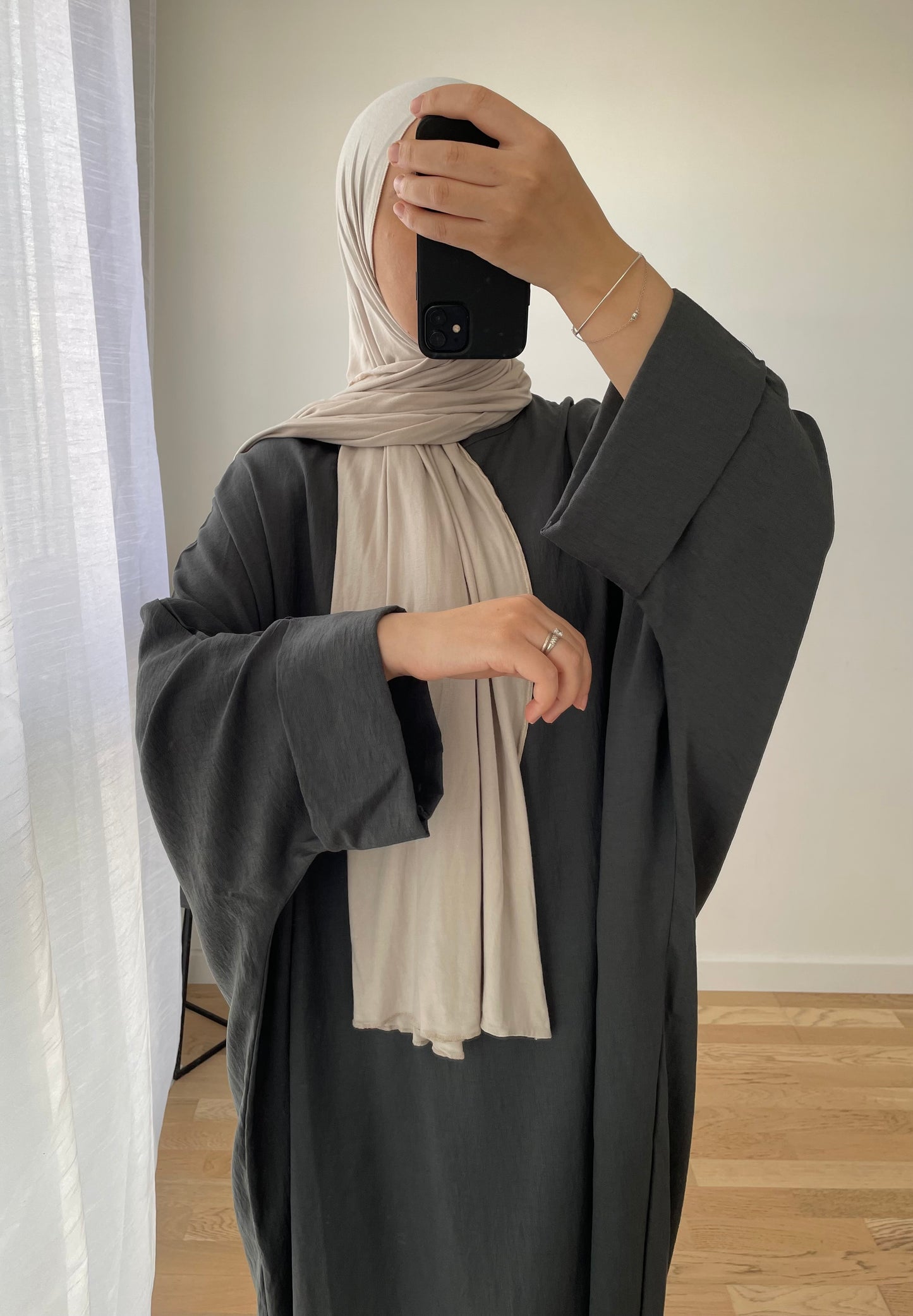 Abaya Bahar