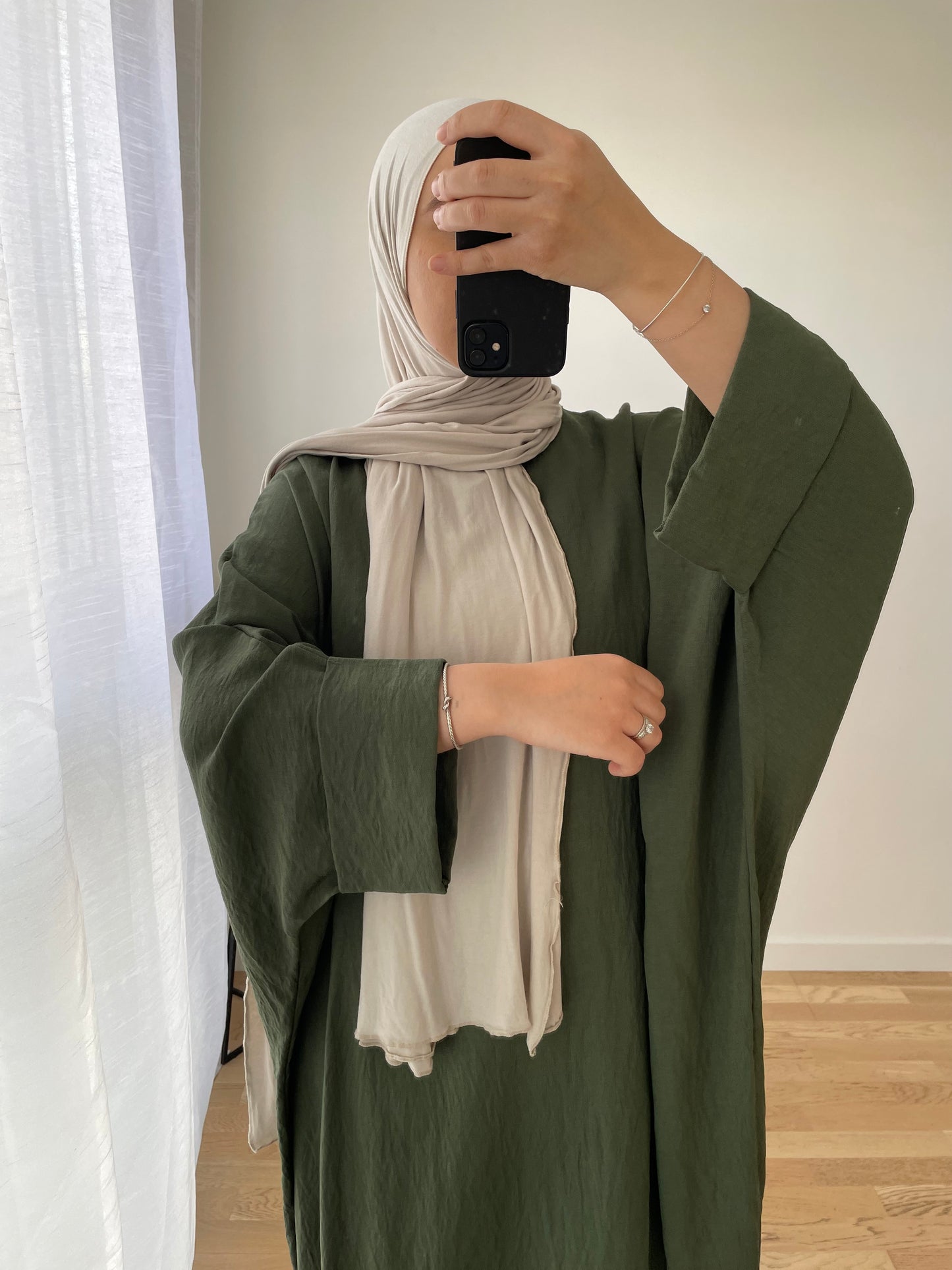 Abaya Bahar