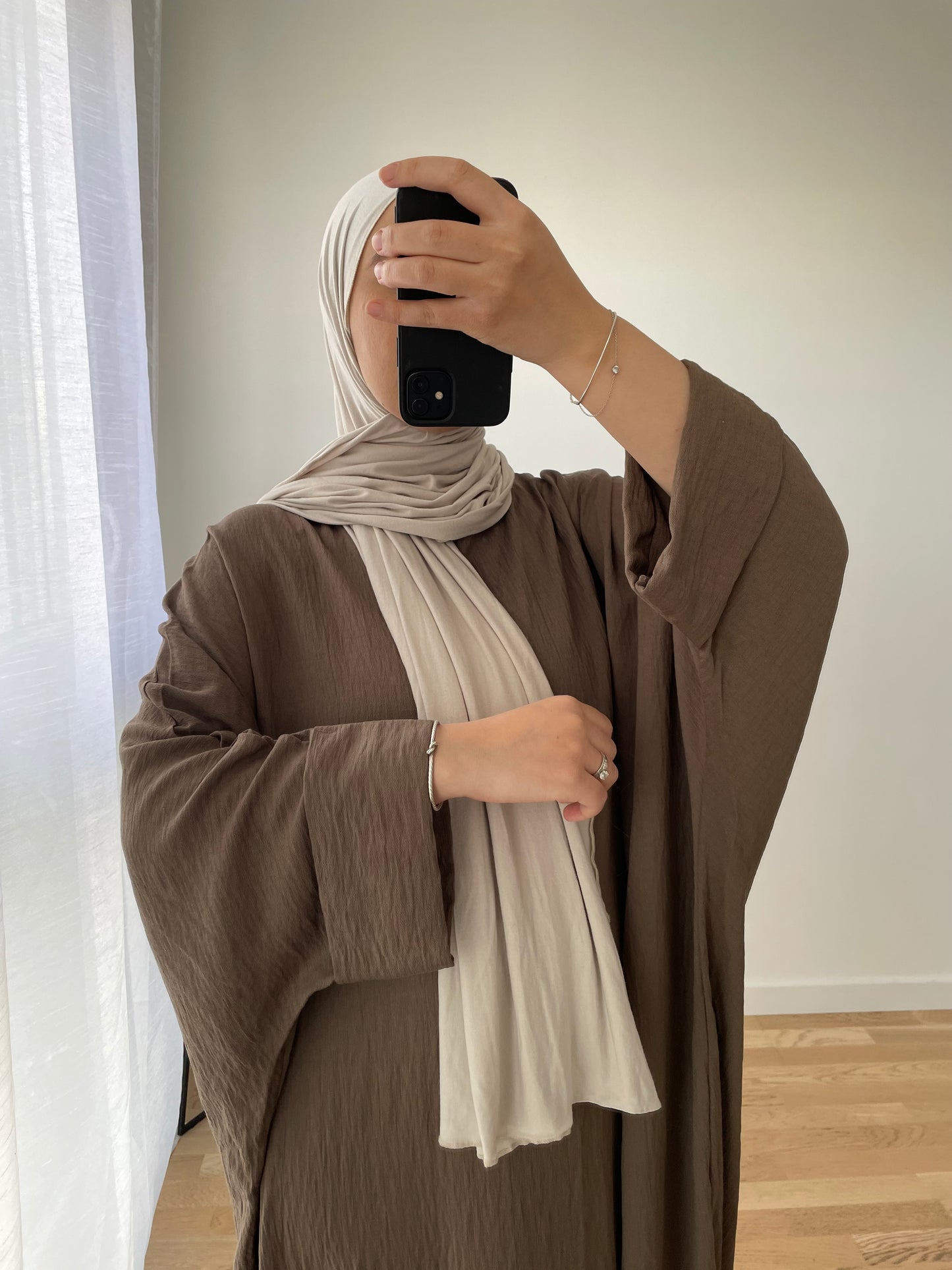 Abaya Bahar